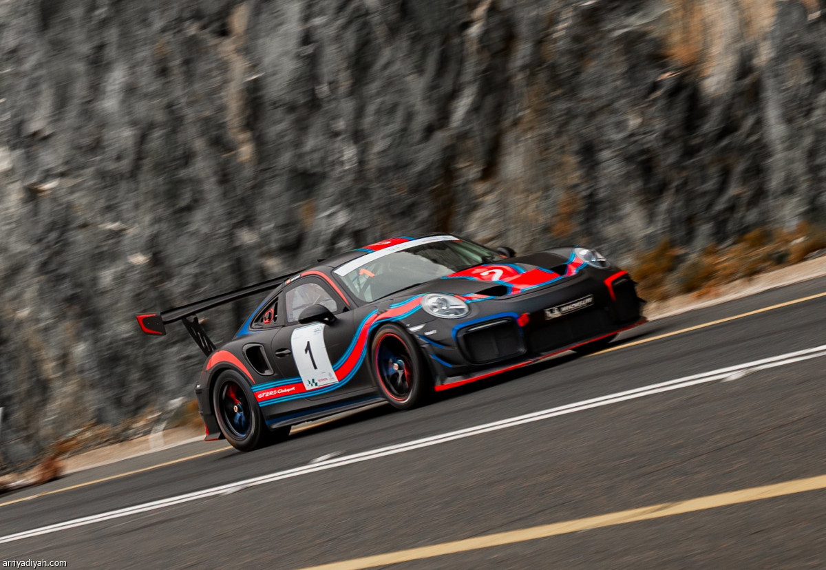 انطلاق صعود الهضبة