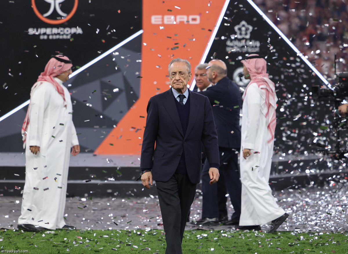 مشاهد من التتويج