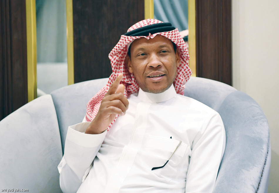 الدعيع: 
خائف على الهلال