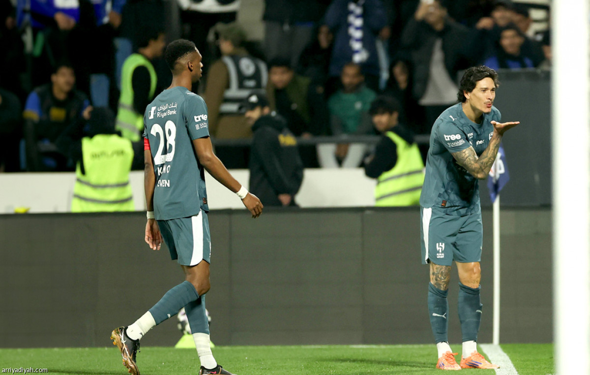 فرحتا فوز وصدارة