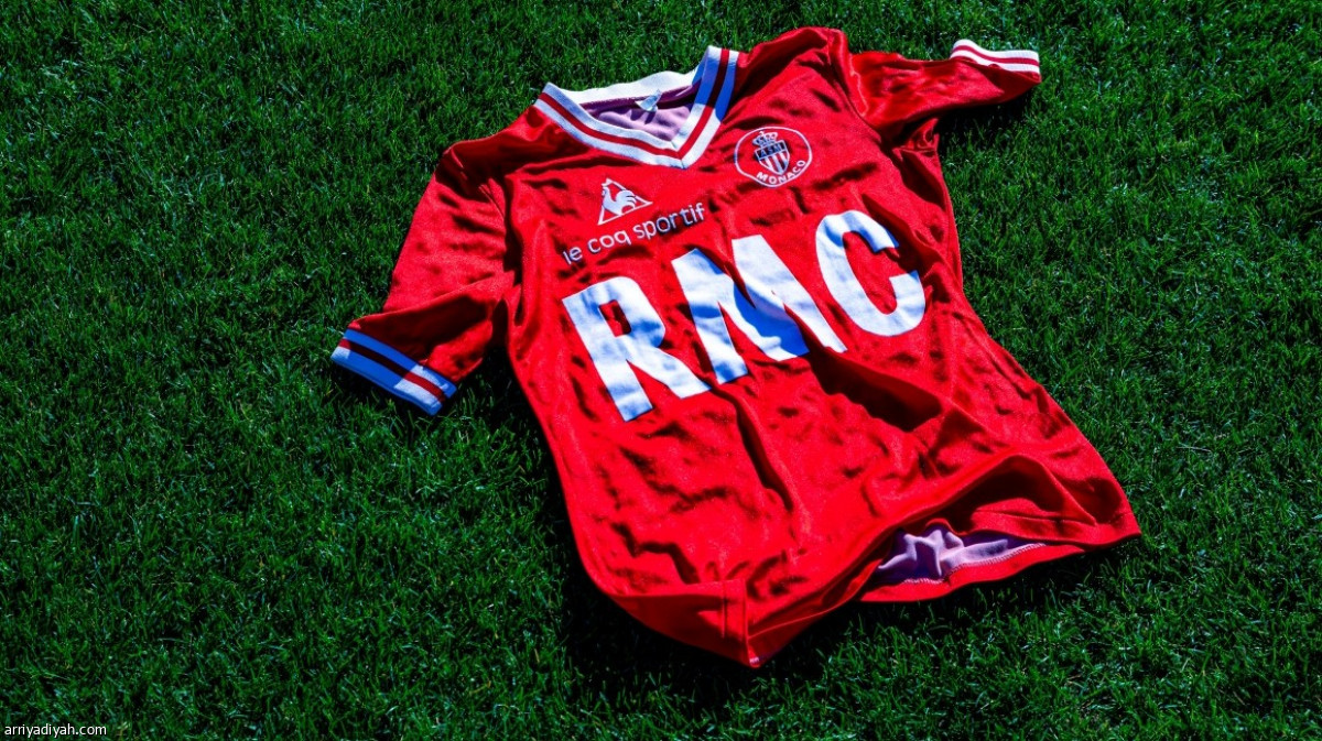 بورون.. 1146 قميصا